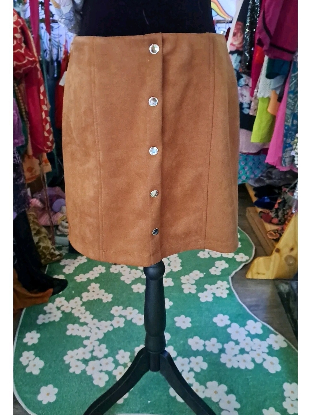 Woodland Path Faux Suede Button-Front Mini Skirt – Have - Size Medium